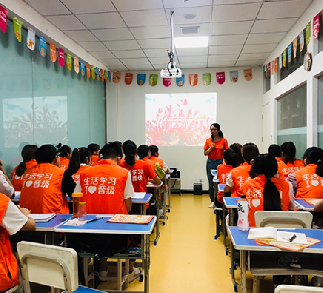小县城小学生托管班怎么打造精英教师团队